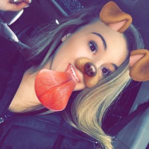 Meet your Posher, Ashleigh